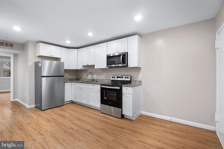 Property Photo:  4190 Livingston SE  DC 20032 