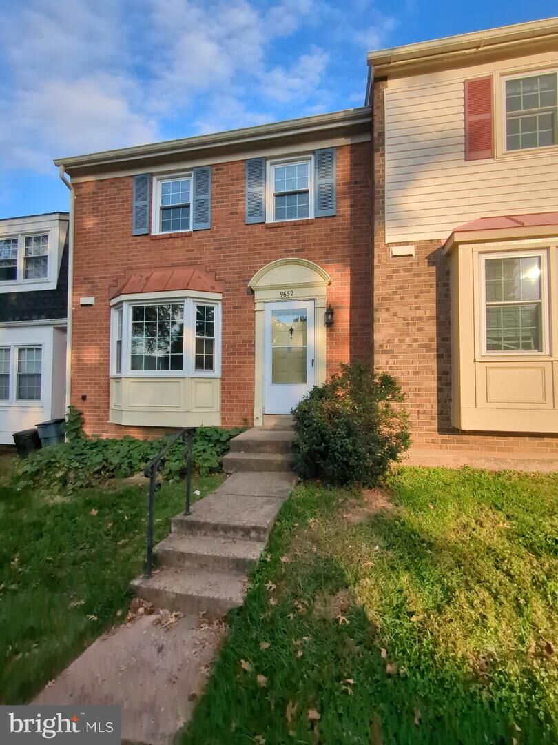 Property Photo:  9652 Thackery Square  VA 22032 