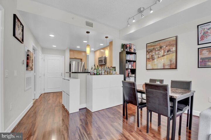 Property Photo: 3600 S Glebe Road 327W VA 22202