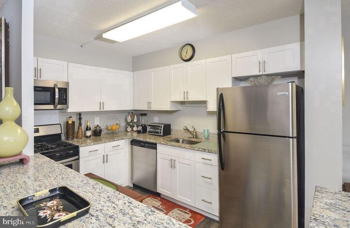 Property Photo: 515 W Chelten Avenue 0804 PA 19144