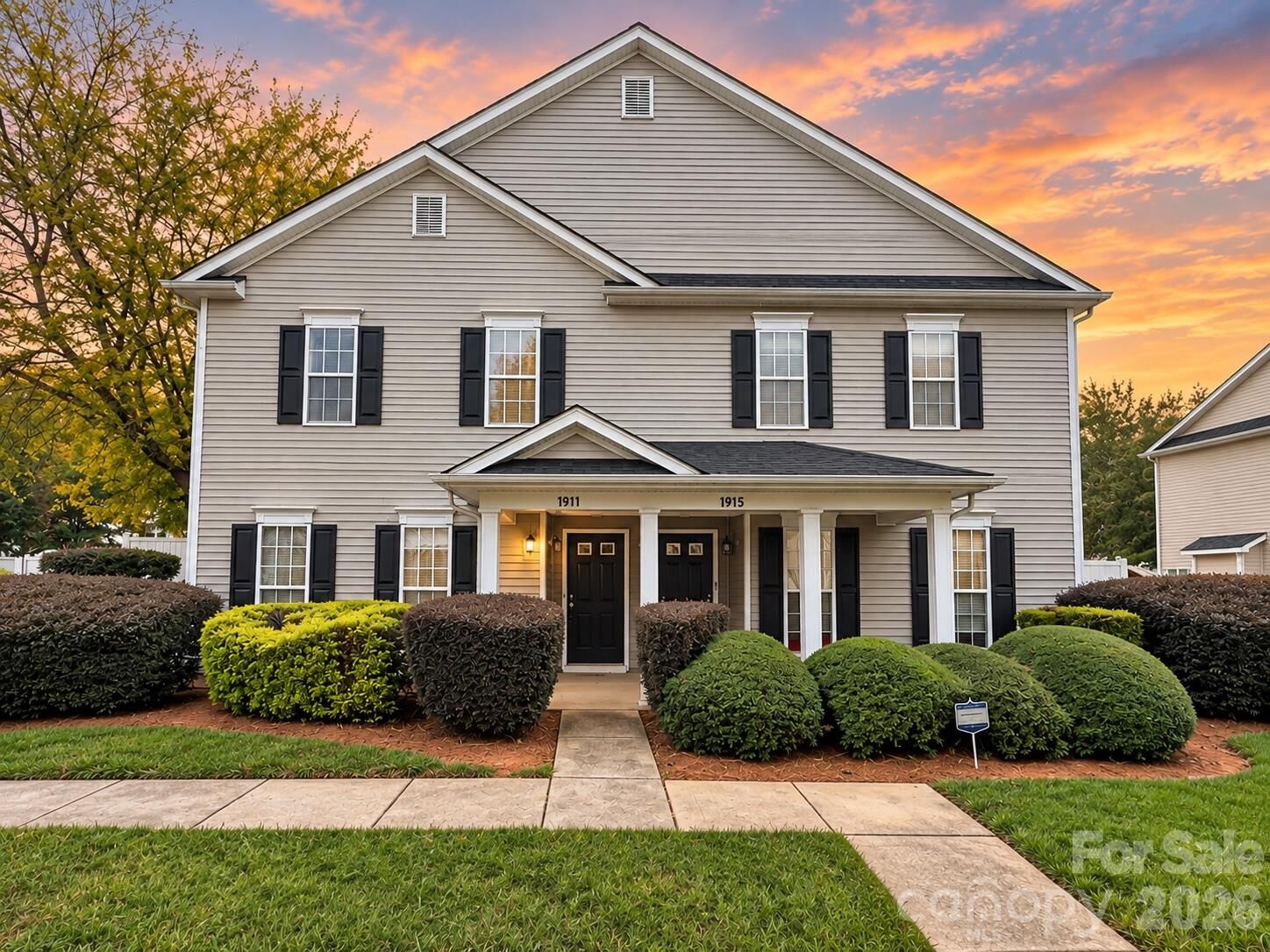 Property Photo:  1911 Flushing Court  NC 28215 