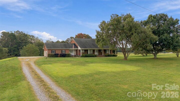 Property Photo:  4020 Harris Creek Road  NC 28090 