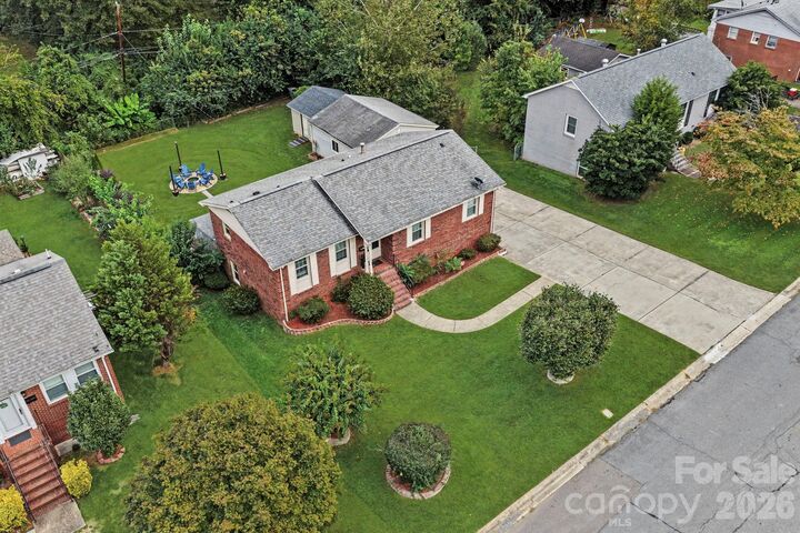 Property Photo:  3931 Irvington Drive  NC 28205 