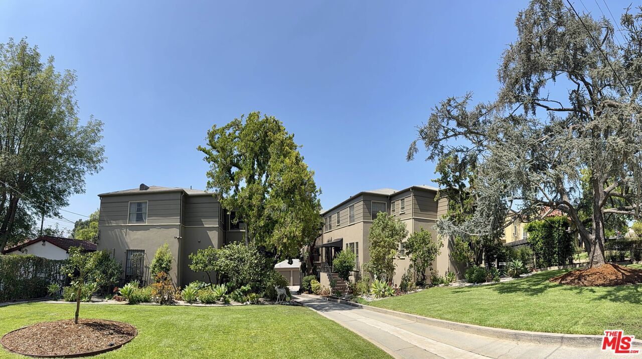 Property Photo:  2612 Locksley Pl  CA 90039 