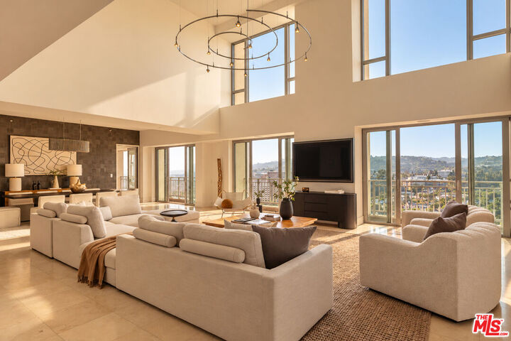 Property Photo: 10727 Wilshire Blvd, Unit Ph 2 CA 90024