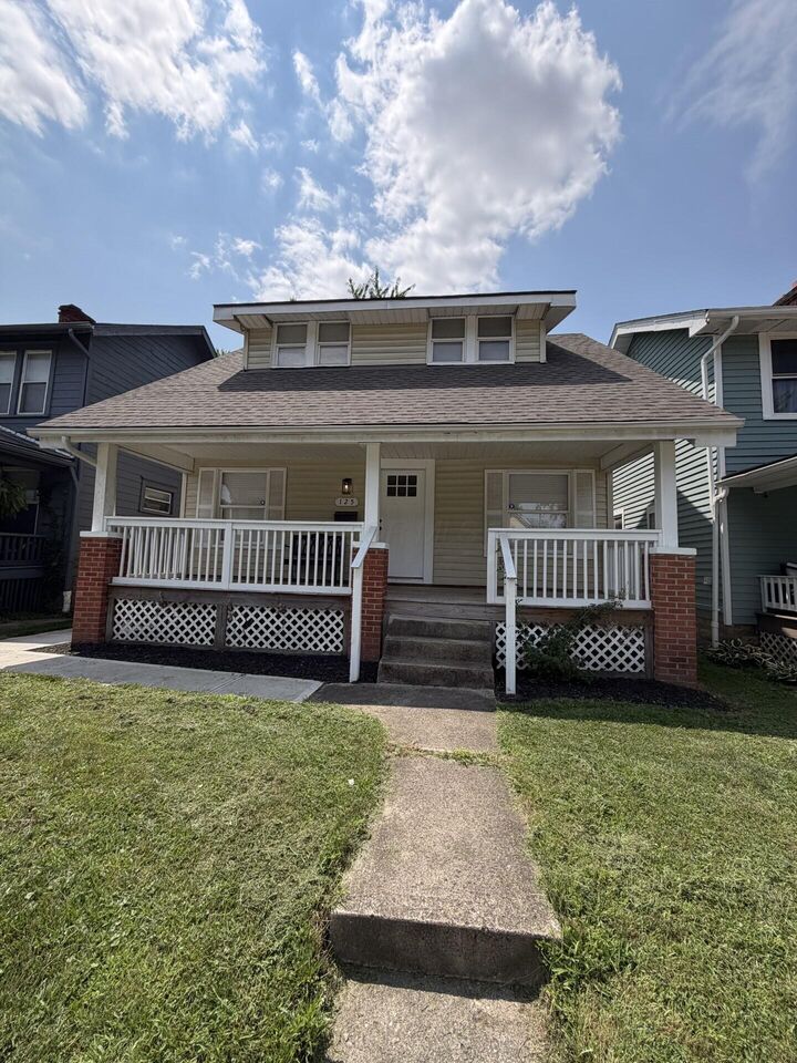 Property Photo:  125 E Hinman Avenue  OH 43207 