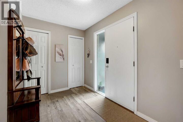 Property Photo: 7172 Coach Hill Road Southwest AB T3H 1C8