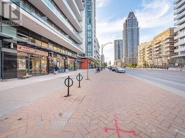 Property Photo:  4070 Confederation Parkway 2807  ON L5B 0E9 
