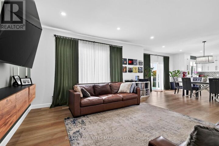 Property Photo:  20314 Andrea Avenue  ON K0C 2C0 