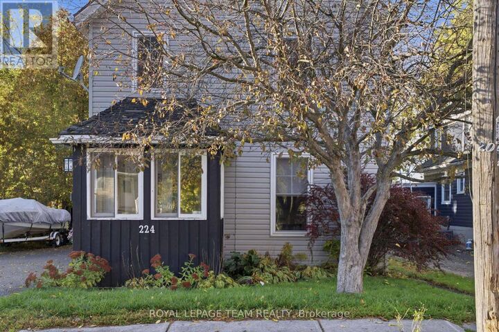Property Photo:  224 Reuben Crescent  ON K0G 1J0 