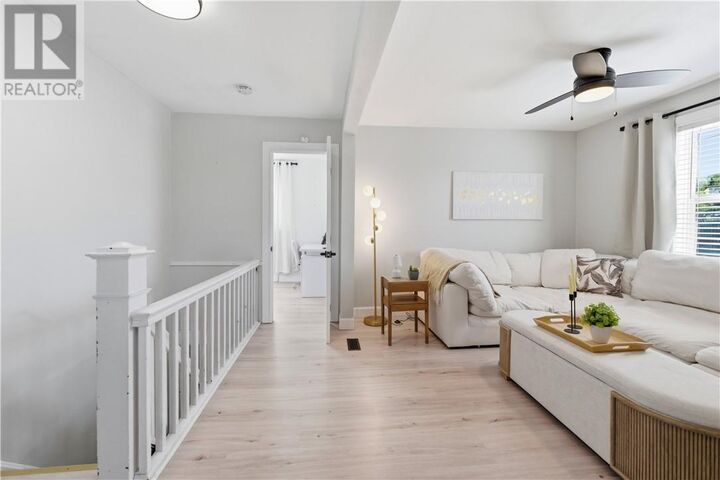 Property Photo:  216 Bond Street  ON P3C 2T5 