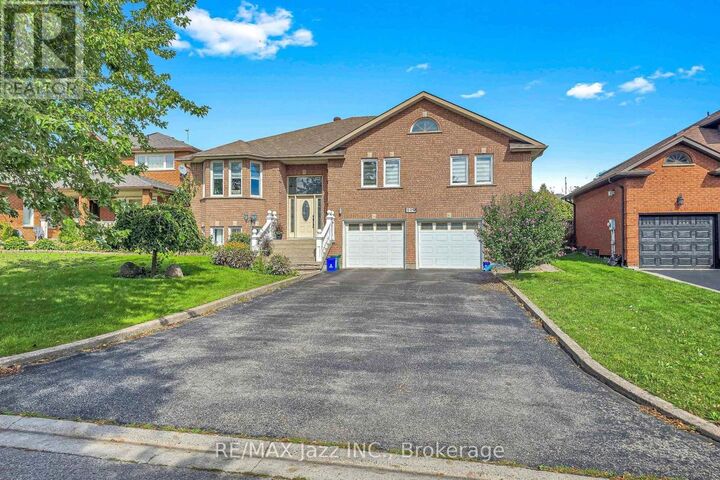 Property Photo:  119 Elizabeth Street  ON L1J 8L9 