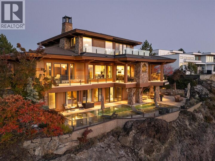 Property Photo:  706 Highpointe Court  BC V1V 2Y3 