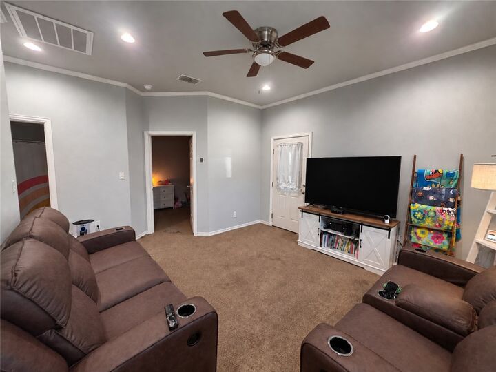 Property Photo: 2495 Avenue D TX 78362