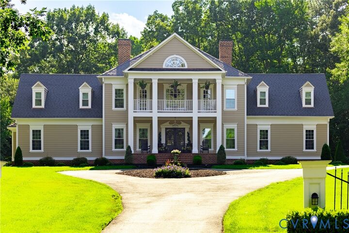 Property Photo: 15700 Chesdin Point Drive VA 23838