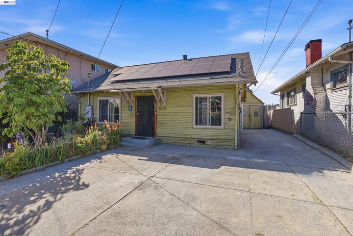 Property Photo:  1473 82nd Ave  CA 94621 