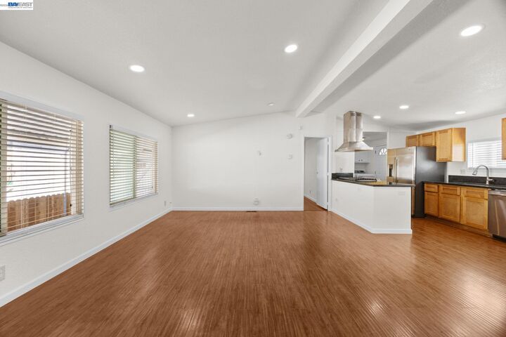 Property Photo: 812 W Clover Rd Spc 64 CA 95376