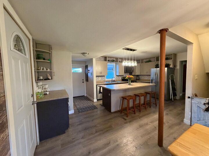 Property Photo: 301 12th Avenue E ND 58054