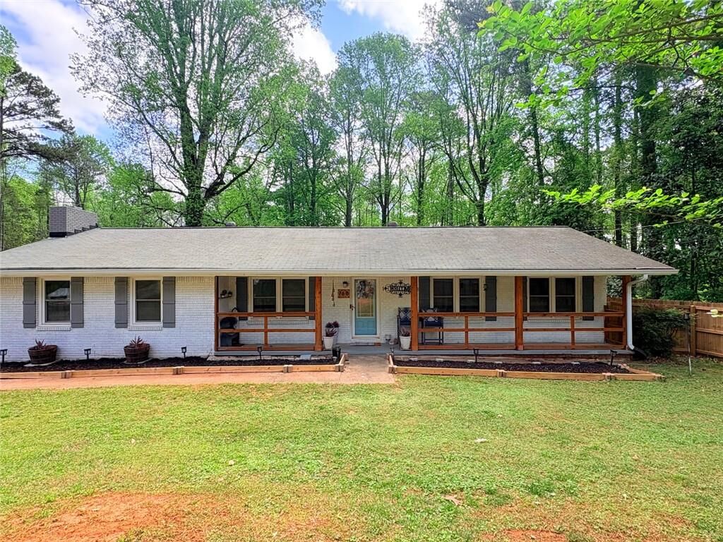 Property Photo: 768 Swan Lake Road GA 30281