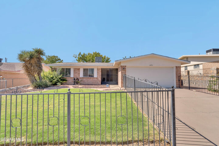 Property Photo: 1573 Dale Douglas Drive TX 79936