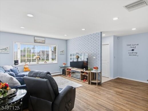 Property Photo:  15 Adelphi Ct  NJ 08837 