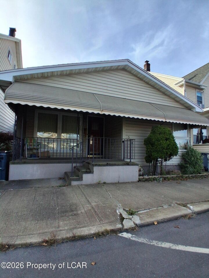 Property Photo: 544 S Poplar Street PA 18201