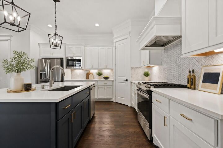 Property Photo: 1128 Malone Street TX 77007