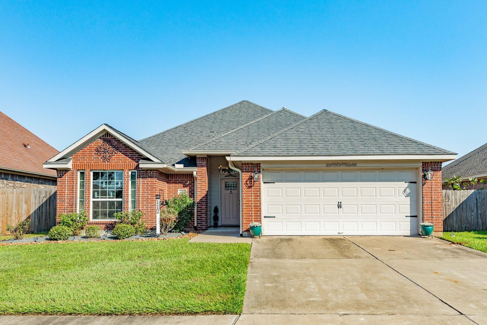 Property Photo: 112 Blue Jay Court TX 77566