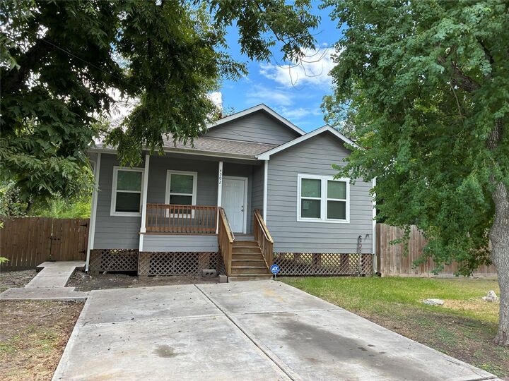 Property Photo:  4502 Kashmere Street  TX 77026 