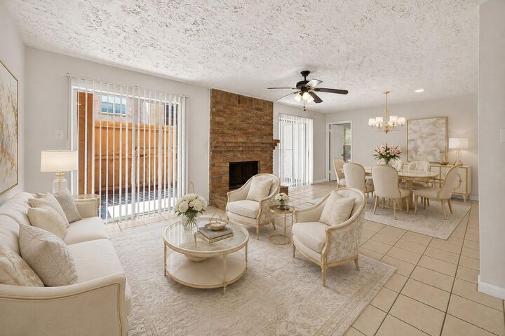 Property Photo: 10555 Turtlewood Court 210 TX 77072