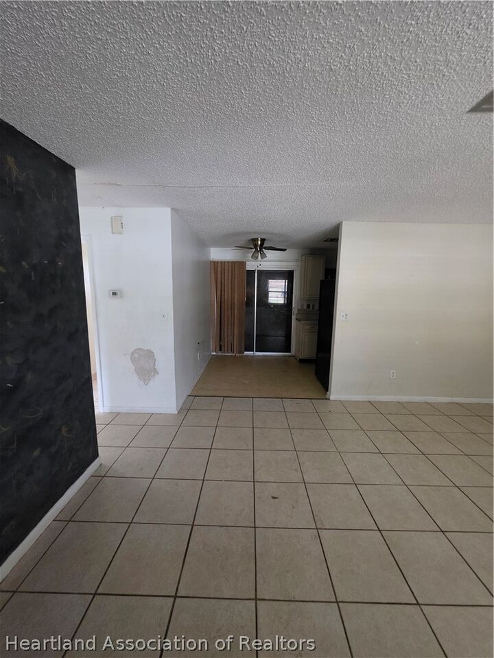 Property Photo:  2103 Wightman Avenue  FL 33870 