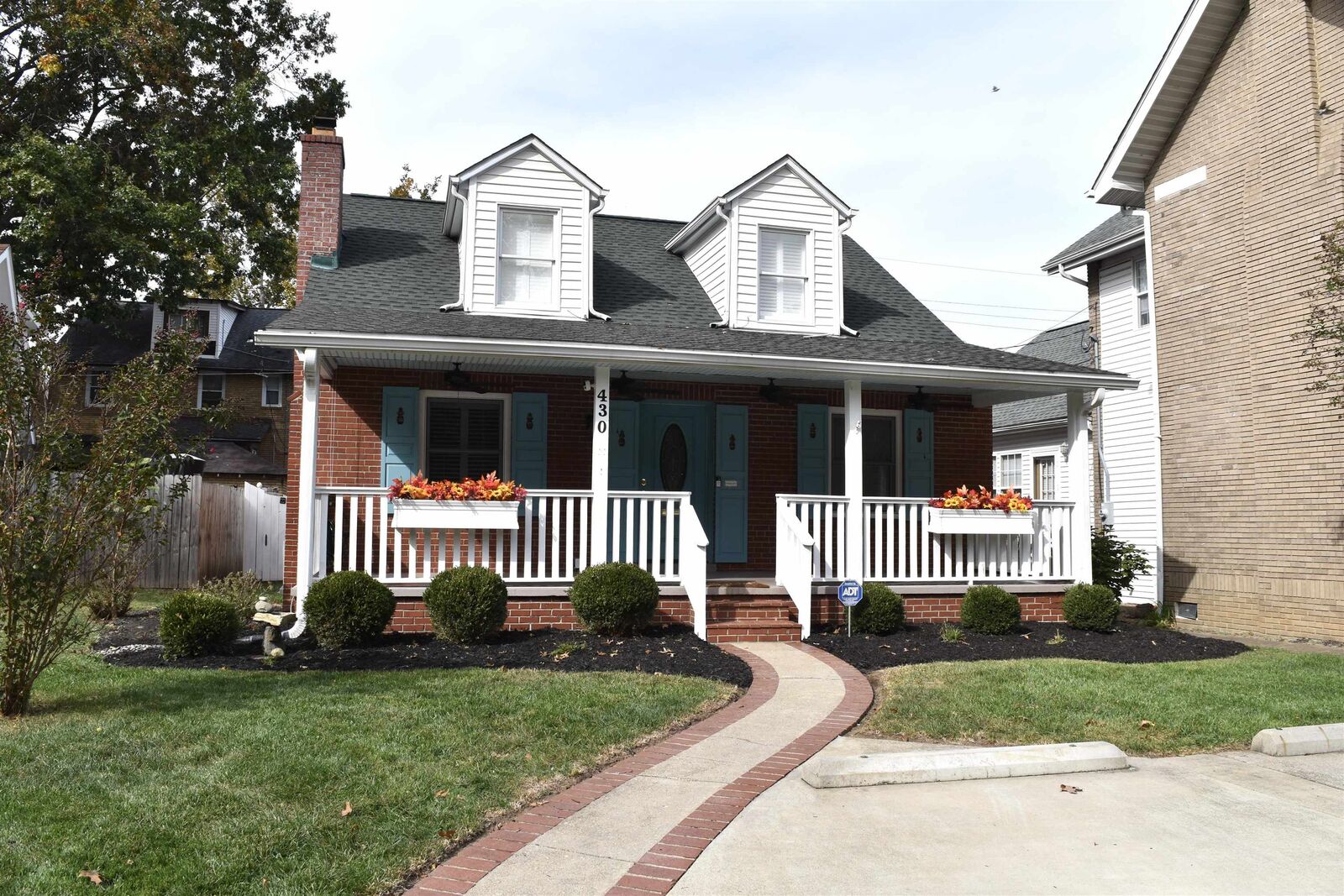Property Photo: 430 North Boulevard West WV 25701-4864