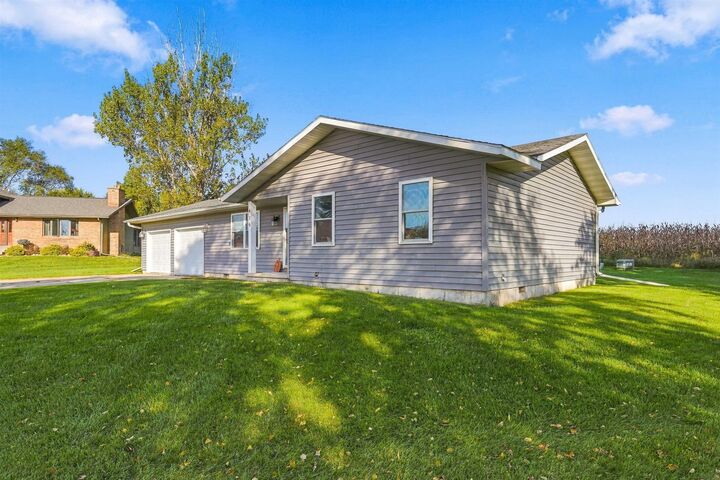 Property Photo: 416 O'Brien Court IA 50644