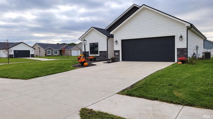Property Photo: 760 Waxwing Court IN 46714