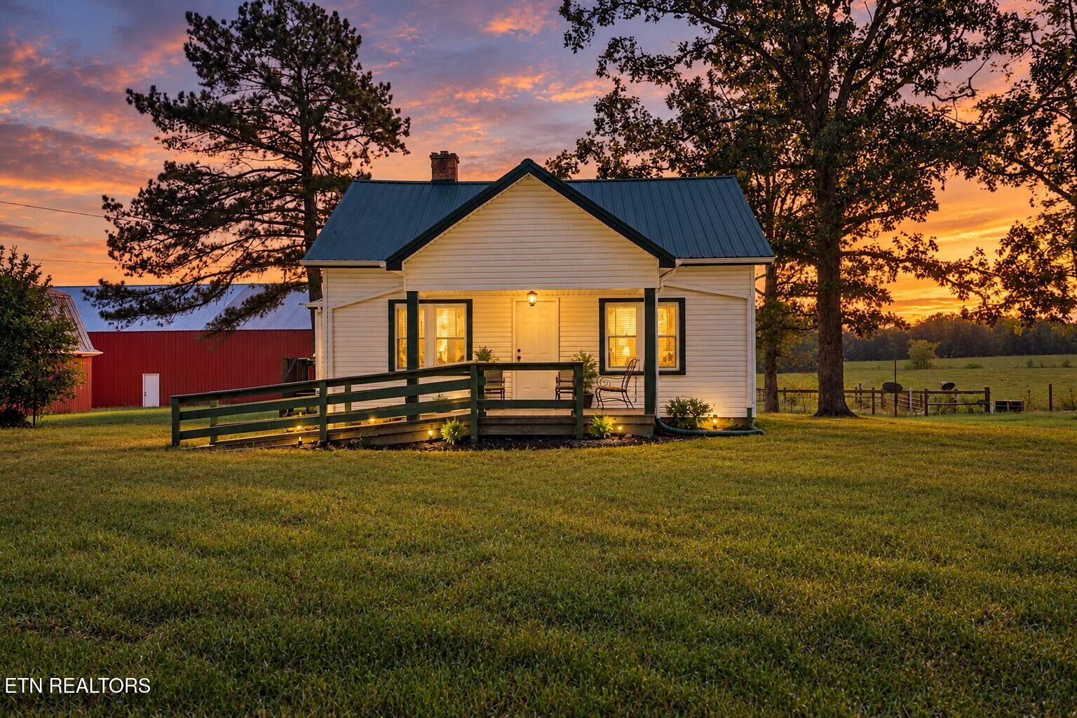 Property Photo:  580 Eastland Cemetery Rd  TN 38583 