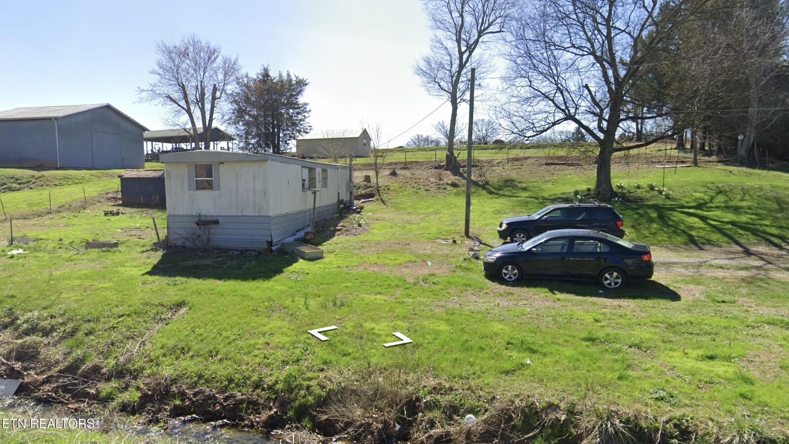 Property Photo: 2804 Sweetwater Vonore Rd TN 37874