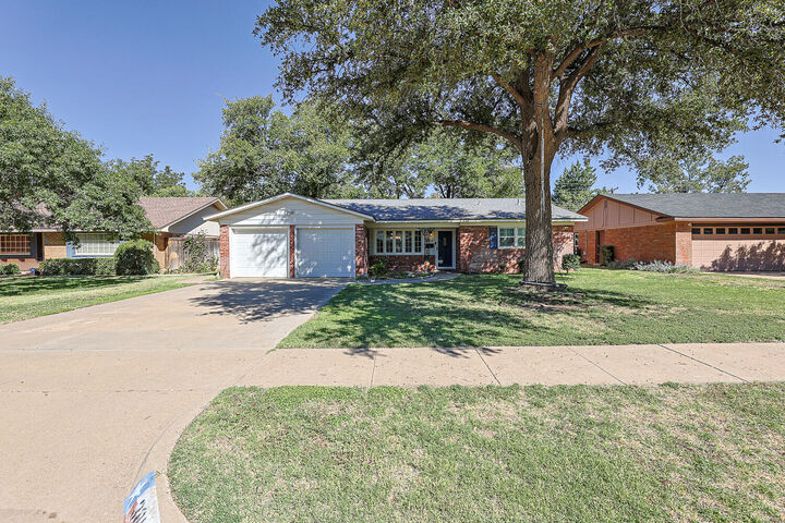 Property Photo: 3810 56th Street TX 79413