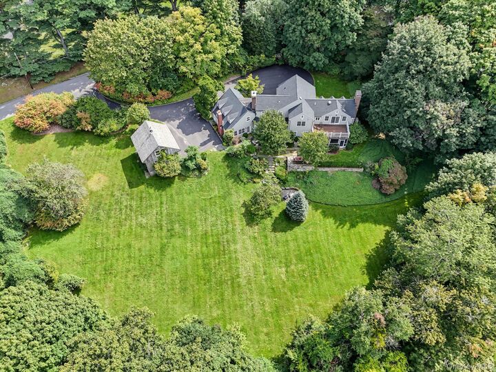 Property Photo:  18 Ivy Hill Road  NY 10514 