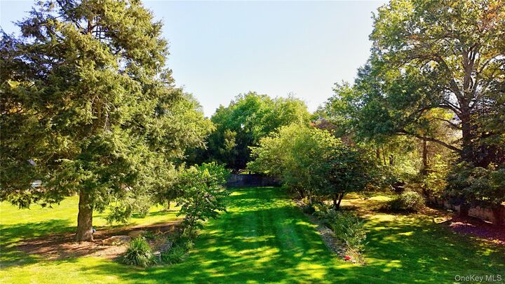 Property Photo:  102 Pleasant Hill Road  NY 12553 