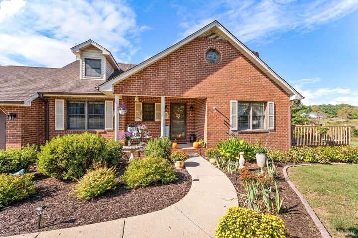 Property Photo:  1276 Parker Road  VA 24523 