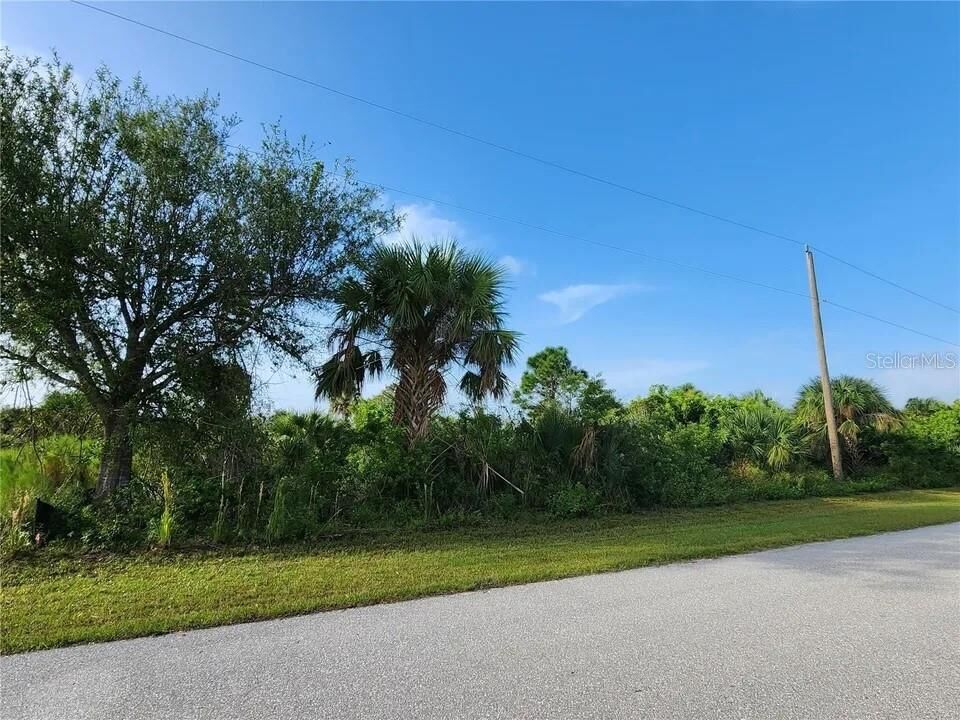 Property Photo:  Hill Road  FL 34288 