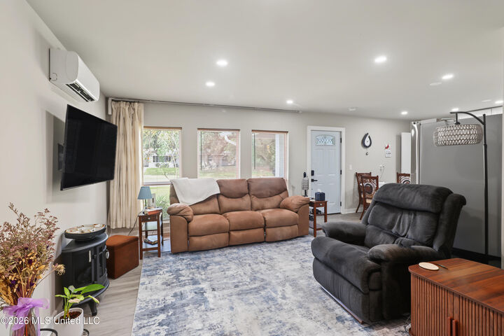 Property Photo:  342 Rich Avenue  MS 39531 