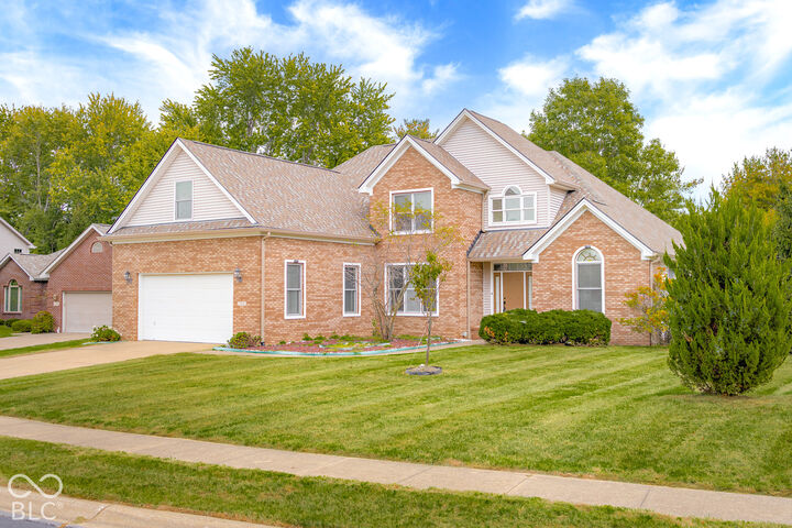 Property Photo: 725 Greystone Court IN 47201