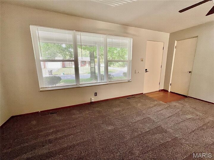 Property Photo: 700 St Mary Drive IL 62226