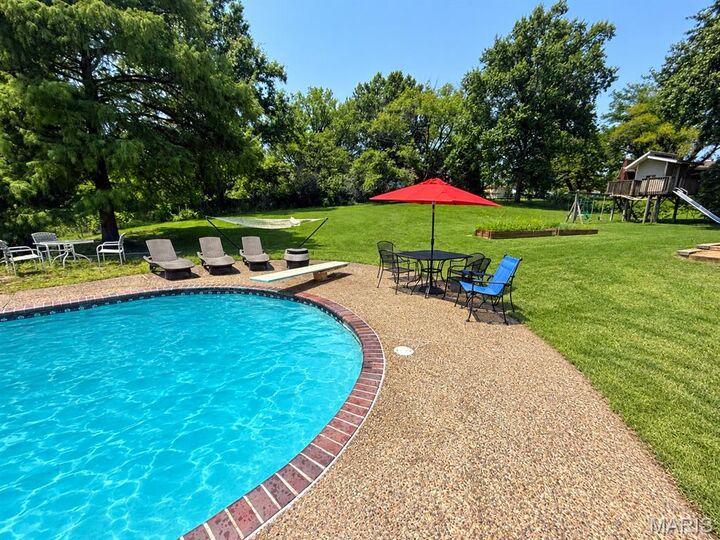 Property Photo:  111 Valvero Drive  MO 63304 