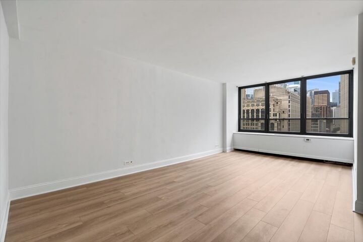 Property Photo:  222 E Pearson Street 1606  IL 60611 