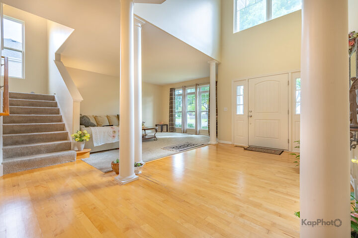 Property Photo:  1512 Parkside Drive  IL 60490 