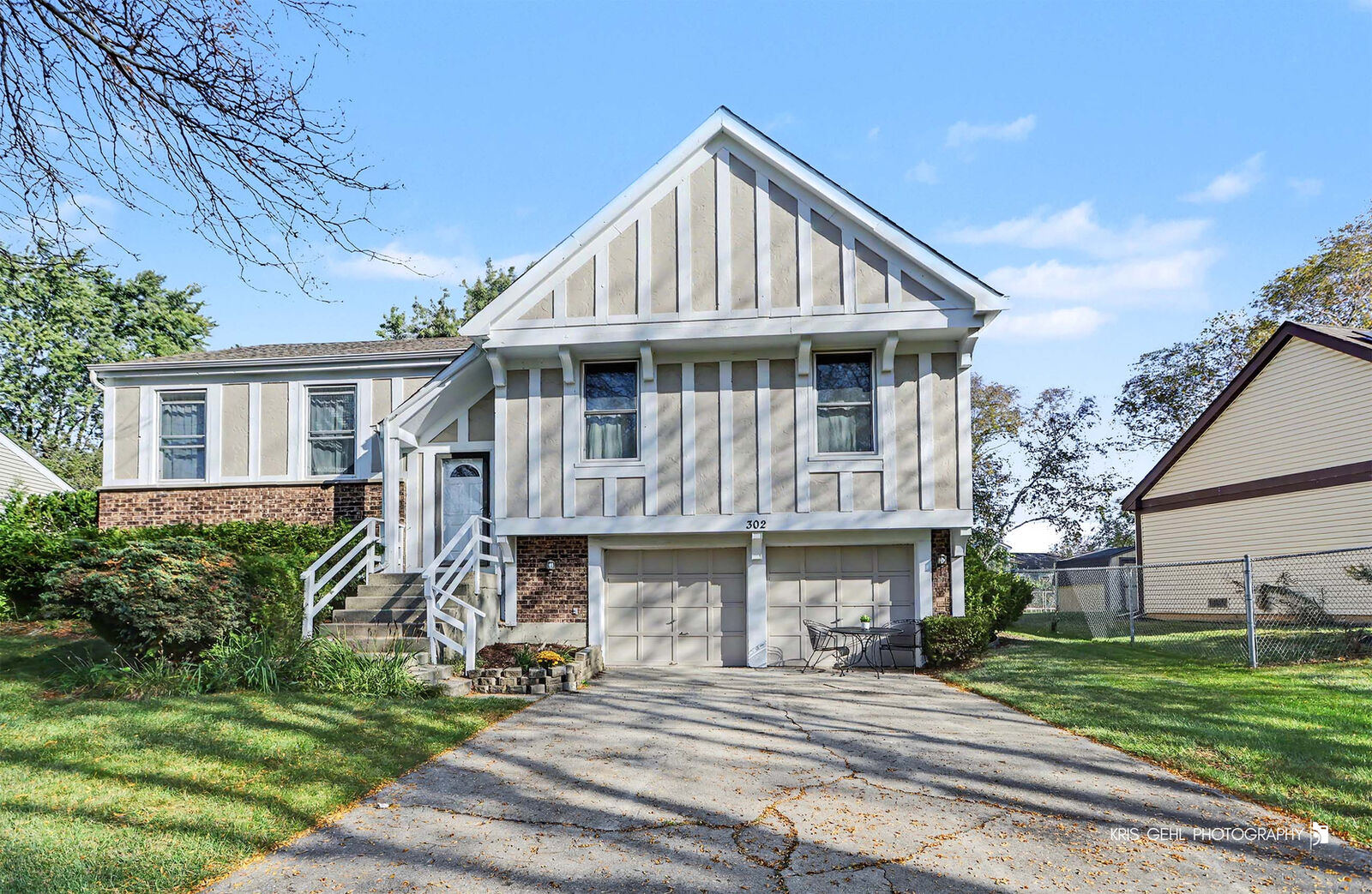 Property Photo: 302 Appleton Drive IL 60061