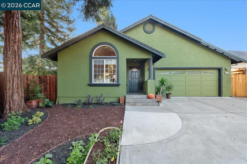 Property Photo:  19563 Helen Pl  CA 94546 