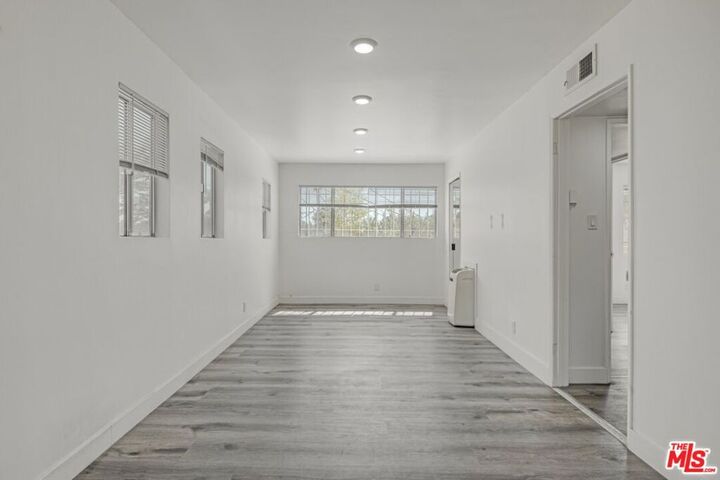 Property Photo: 124 S Almont Drive 1 CA 90211